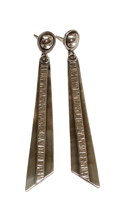 Judy Larson's Designer Stick Earrings Remodel - , Contemporary Wire Jewelry, Cutting, Cutting Tool, Cutters, Butane Torch, Soldering, Solder, sanding, filing, polishing, Attach the earring drops